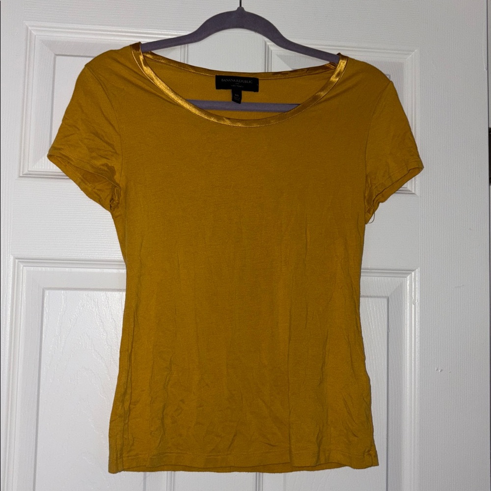 Banana Republic Luxe Touch